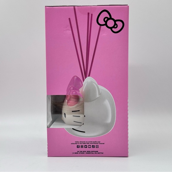 Sanrio Hello Kitty Ceramic Reed Diffuser - Lavender Scent - Picture 4 of 5